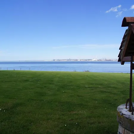 La Girelle, Bord De Mer Bed & Breakfast