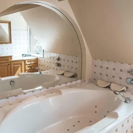 Bed & Breakfast La Girelle, Bord De Mer 4*