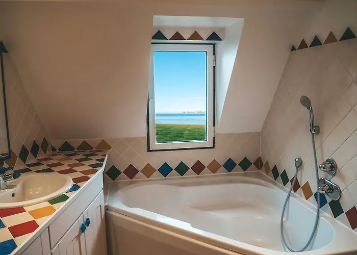 La Girelle, Bord De Mer